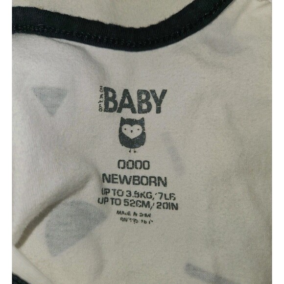 Two Zip Up Swaddles (Cotton On and Happiest Baby Sleepea), Size Newborn/Small - Picture 4 of 9